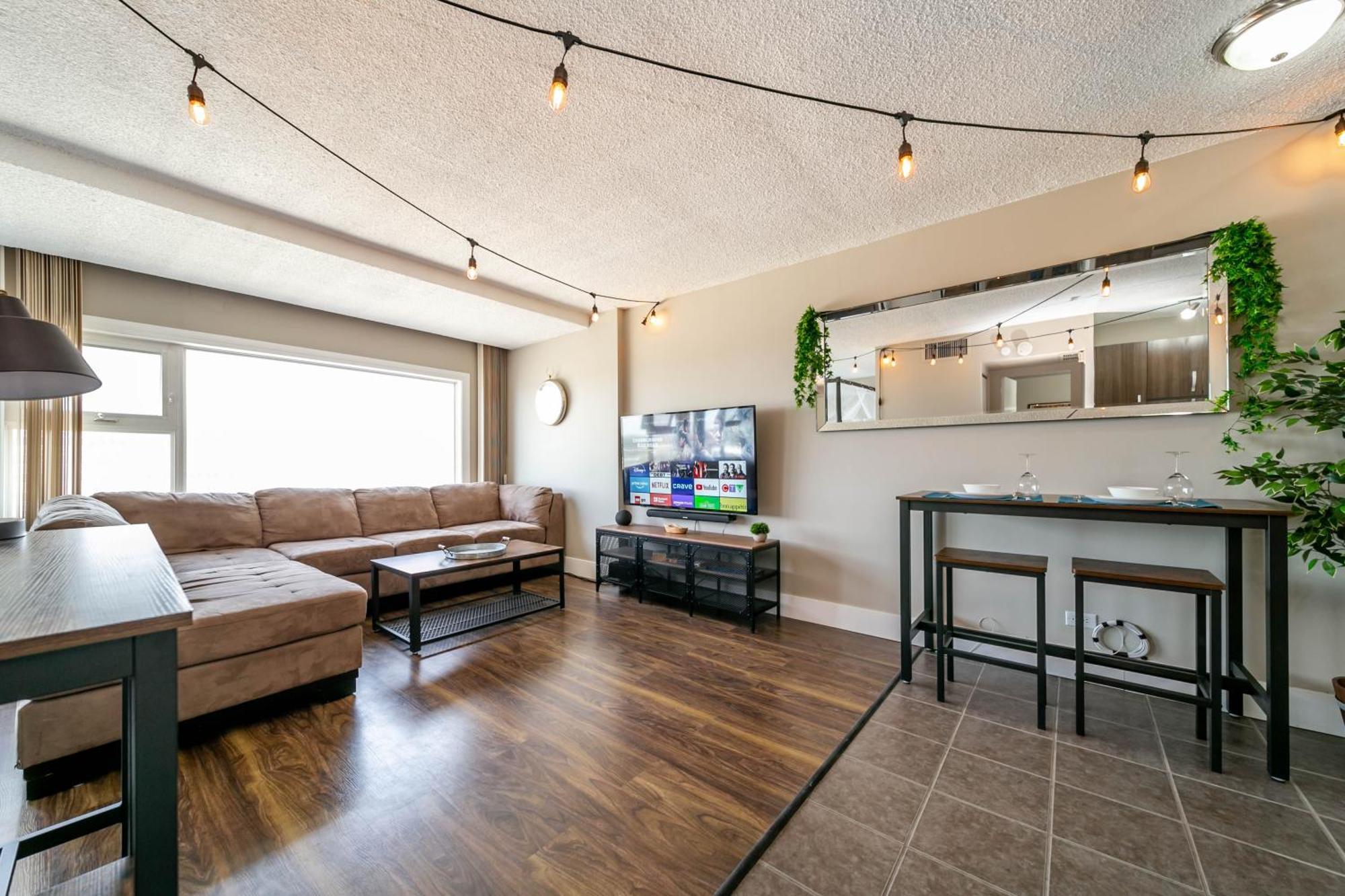 Rustic & Rogers Place, Free Parking! Appartement Edmonton Buitenkant foto