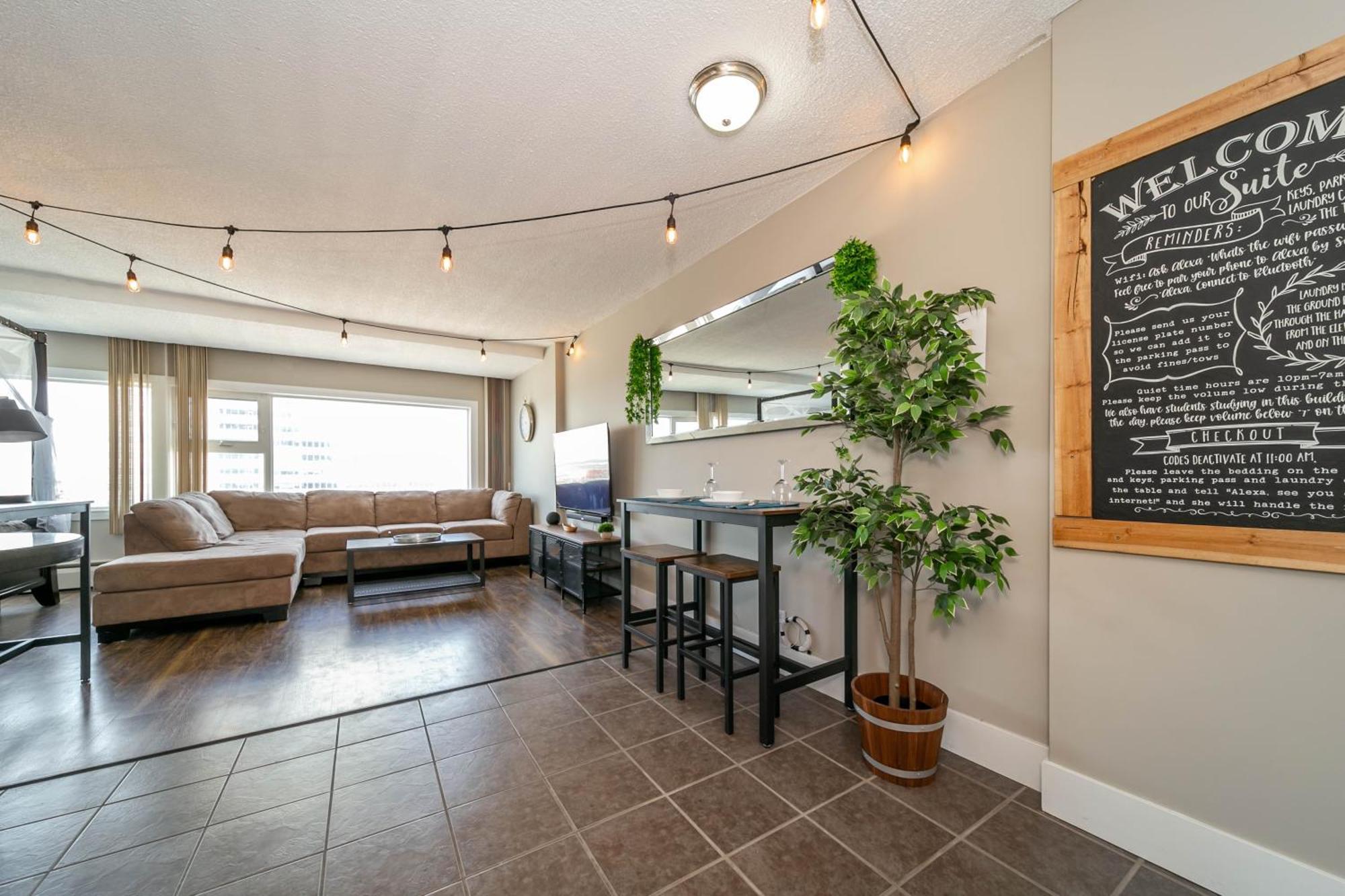 Rustic & Rogers Place, Free Parking! Appartement Edmonton Buitenkant foto